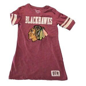 Chicago Blackhawks Shirt Womens M Burgundy Newbury Sewn Patches NHL V Neck